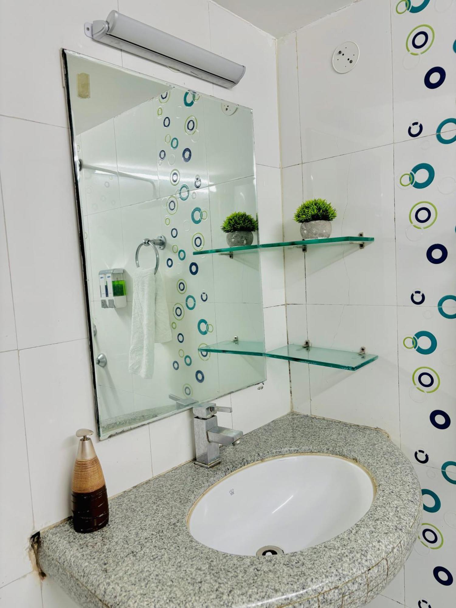 Royal Palms Luxury Service Apartment Nagpur Room photo